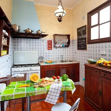 Hostel Patio (adults Only) *